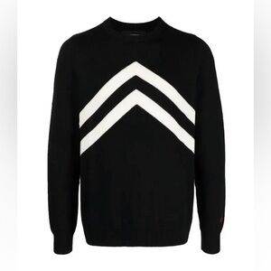 Perfect Moment Navy merino wool
Chevron Stripe Crewneck Sweater apres ski sz M